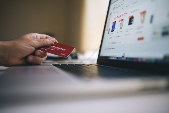 Przestępstwa internetowe Przestępstwa internetowe